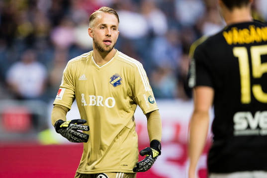 s målvakt Patrik Carlgren
