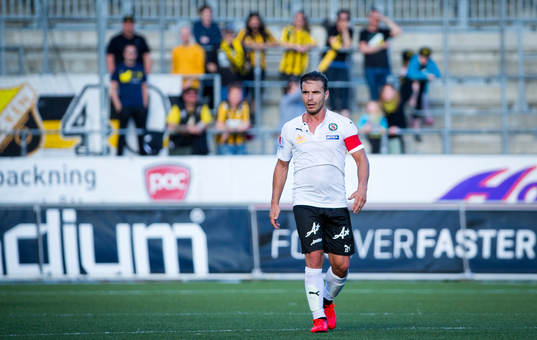Örebros Nordin Gerzic deppar