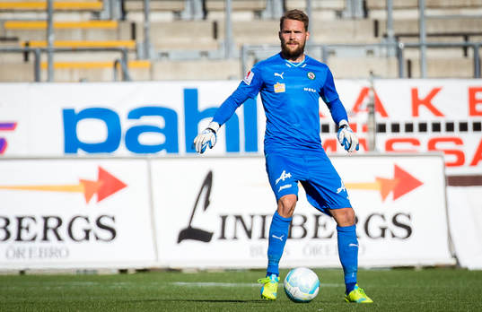 Örebros målvakt Oscar Jansson