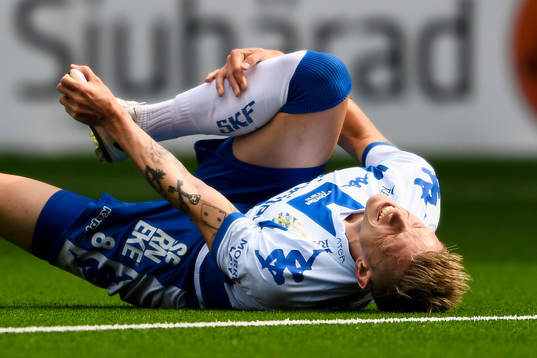 IFK Göteborgs Sören Rieks har ont