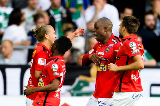 Falkenbergs Jesper Karlsson jublar