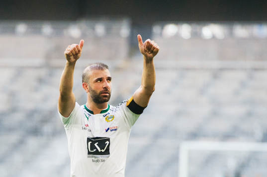 Hammarbys Kennedy Bakircioglu tackar publiken
