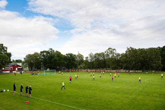 Generell vy över Tallhöjdens fotbollsplan