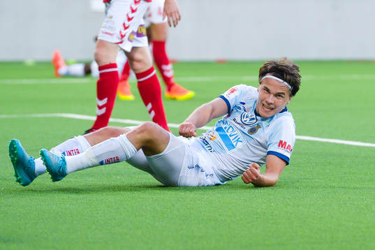 Gefles Simon Skrabb  jublar