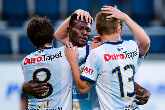 Gefles spelare jublar
