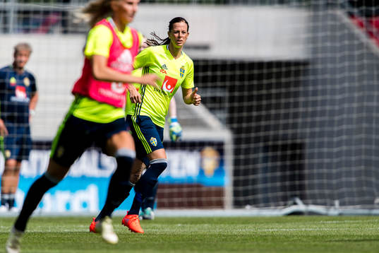 Lotta Schelin