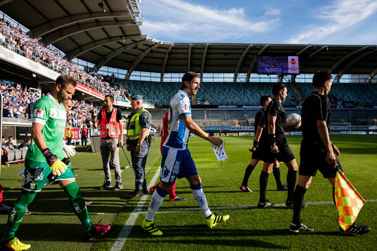 IFK Göteborgs målvakt John Alvbåge och Mattias Bjärsmyr