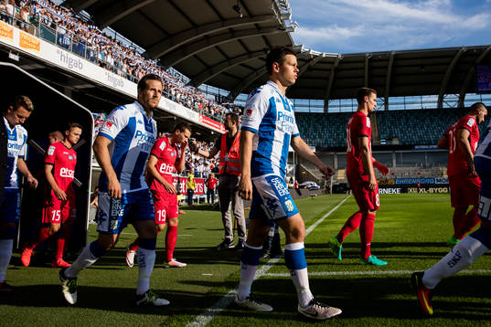 IFK Göteborgs Tobias Hysén och Mads Albeck på väg in