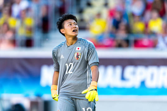 Japans målvakt Ayaka Yamashita deppar