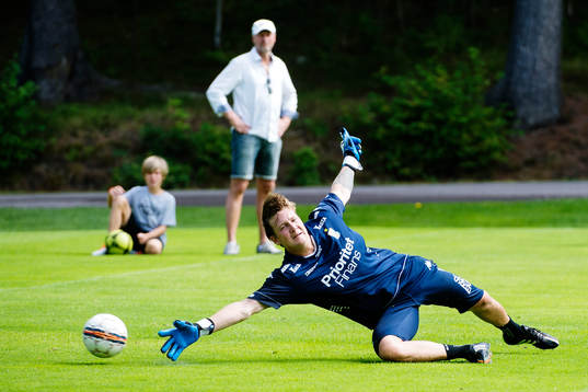 IFK Göteborgs målvakt Oliver Gustafsson