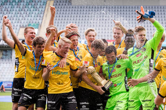 Elfsborg jublar med guldpokalen