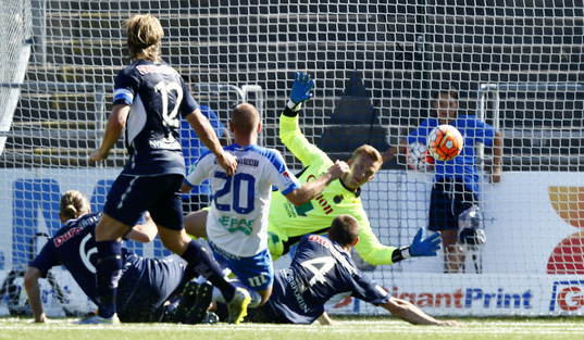 Mål 1-0 av Norrköpings Daniel Sjölund förbi Gefles