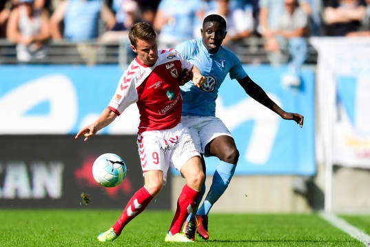 Kalmars Måns Söderqvist och Malmö FFs Pa Konate