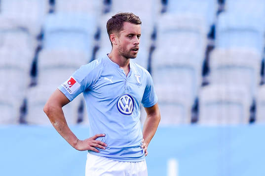 Malmö FFs Kari Arnason deppar