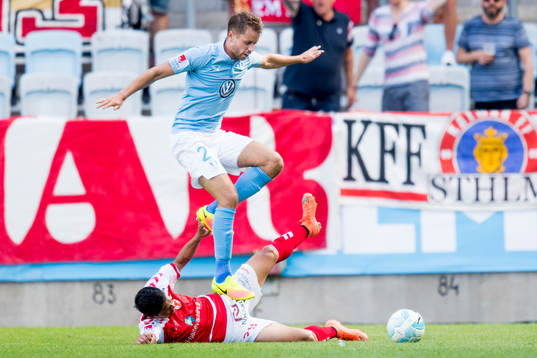 Malmö FFs Kari Arnason och Kalmars Romário Pereira Sipião