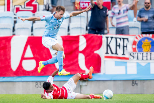 Malmö FFs Kari Arnason och Kalmars Romário Pereira Sipião