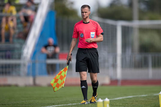 Assisterande domare Daniel Gustavsson