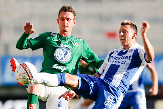 Jönköpings Daryl Smylie och IFK Göteborgs Martin