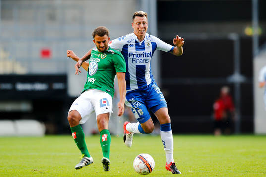 Jönköpings Robert Gojani och IFK Göteborgs Martin