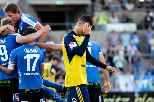 Halmstads spelare jublar