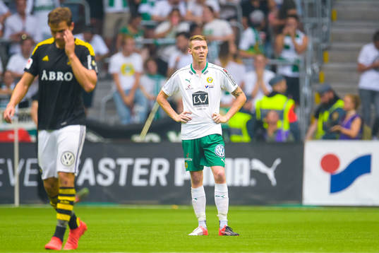 Hammarbys Birkir Már Saevarsson deppar