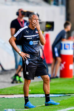 Helsingborgs manager Henrik Larsson deppar