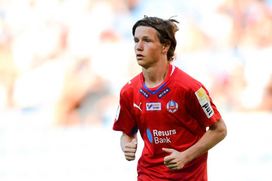 Helsingborgs Max Svensson debuterar