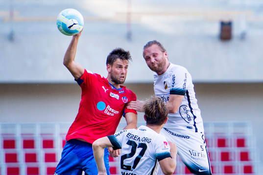 Helsingborgs Mikael Dahlberg och Häckens Emil Wahlström