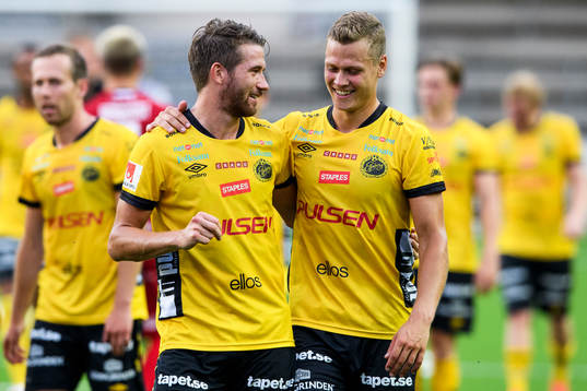 Elfsborgs Marcus Rohdén och Viktor Claesson är glada