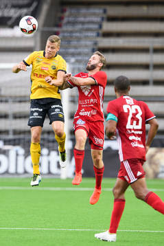 Elfsborgs Viktor Claesson och Östersunds Andrew Stadler