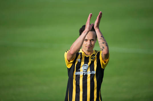 IFK Hässleholms Karim Al-Asi gör 2-0 i matchen i division