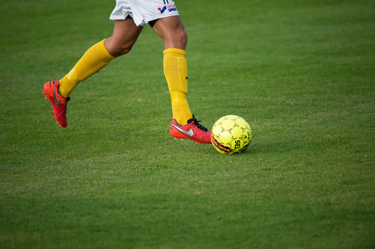 Bollkontroll  i matchen i division 2 mellan IFK Hässleholm