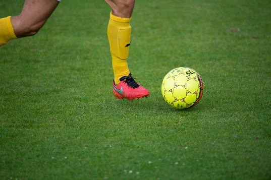 Fotbollssko Nike i matchen i division 2 mellan IFK