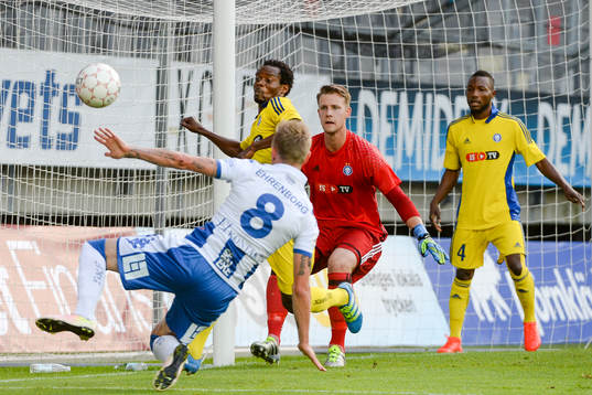 HJK Helsingfors målvakt Thomas Dähne och Richard Gadze