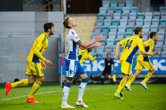 IFK Göteborgs Sören Rieks reagerar