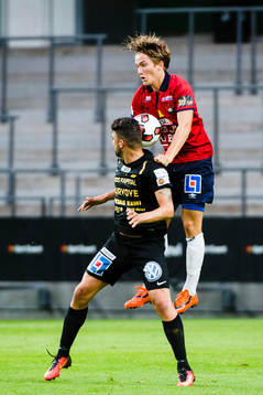 Örgrytes Jakob Lindström och Syrianskas Mattias Mete