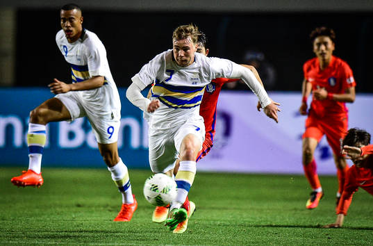 Sveriges Simon Tibbling