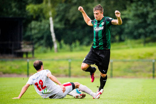 Assyriskas Yadid Staifo och Högaborgs Filip Saganovski