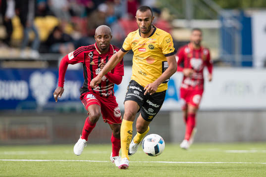 Östersunds Fouad Bachirou mot Elfsborgs Issam Jebali