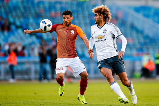 Manchester Uniteds Marouane Fellaini
