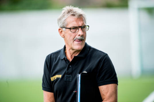 Malmös tränare Olle Nordin deppar