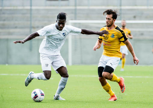 Malmös Francis Mensah mot Lunds Gustav Hillstedt