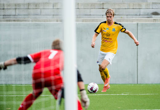 Lunds Victor Wernersson mot Malmös målvakt Henrik