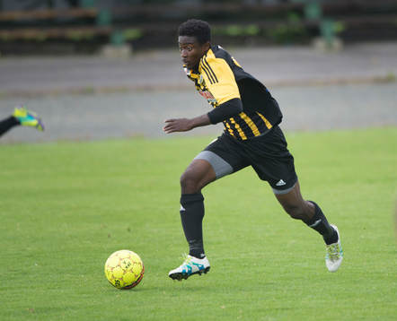 IFK Hässleholms Kojo Annor i matchen i division 2 mellan