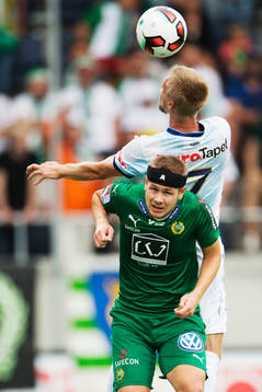 Hammarbys Erik Israelsson och Gefles Robin Nilsson i en