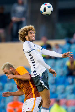 Manchester Uniteds Marouane Fellaini