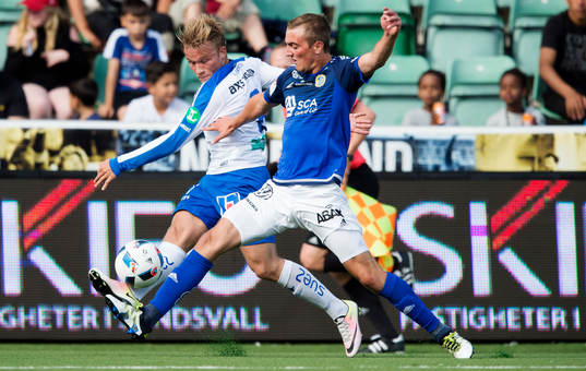 Norrköpings Nicklas Bärkroth och Sundsvalls Dennis Olsson