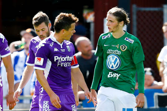 IFK Göteborgs Mads Albeck och Jönköpings Pawel Cibicki