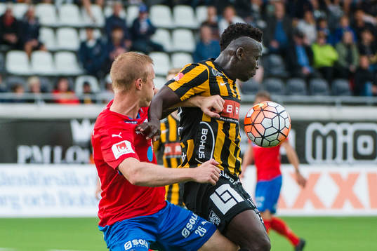 Helsingborgs Peter Larsson och Alhassan Kamara
