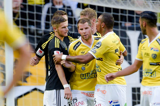 Falkenbergs Felipe Carvalho blir varnad